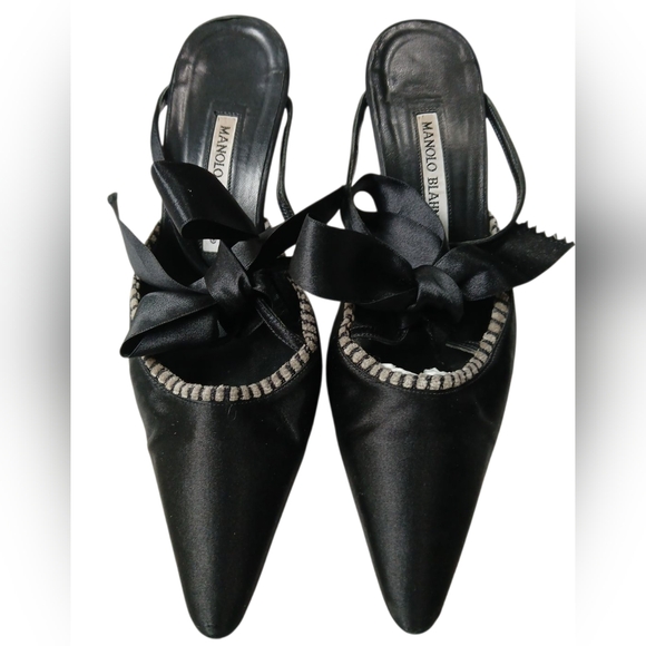 Authentic MANOLO BLAHNIK Black Satin Mules w/Bow Vamp Size 37 - Picture 2 of 11